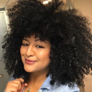 Meet your Posher, Gabriella